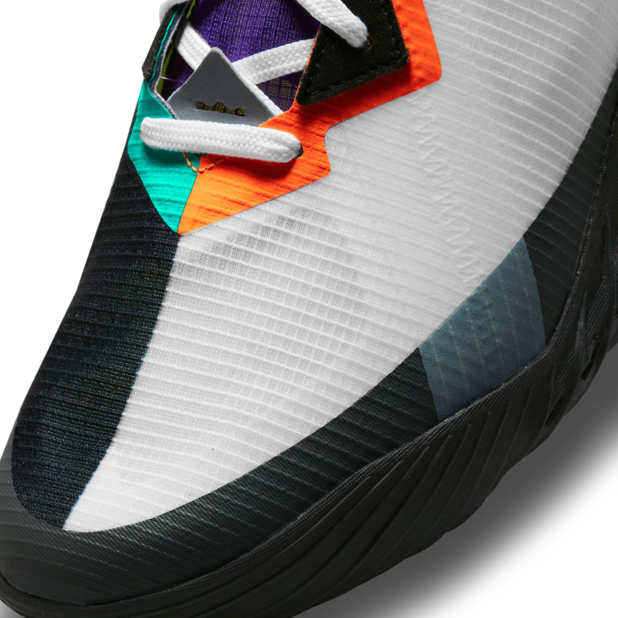 lebron 18 low iron grey