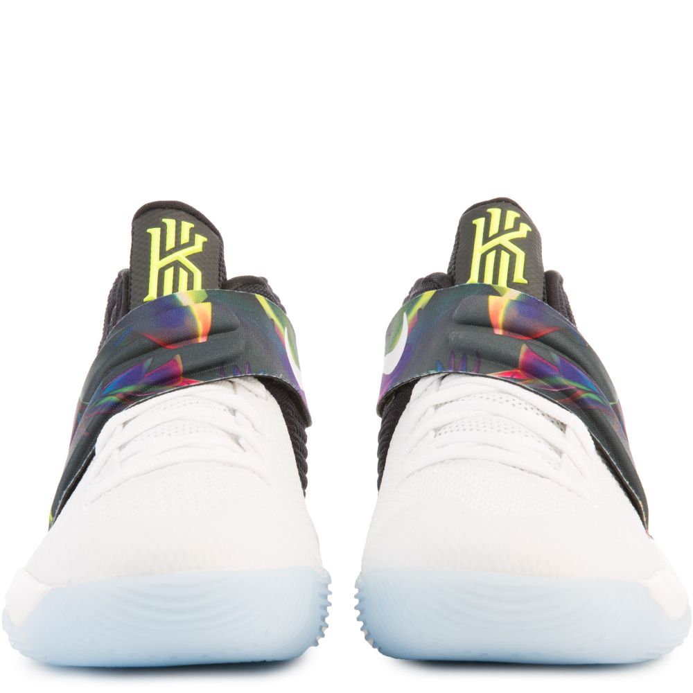 NIKE KYRIE 2 826673 110 - Shiekh