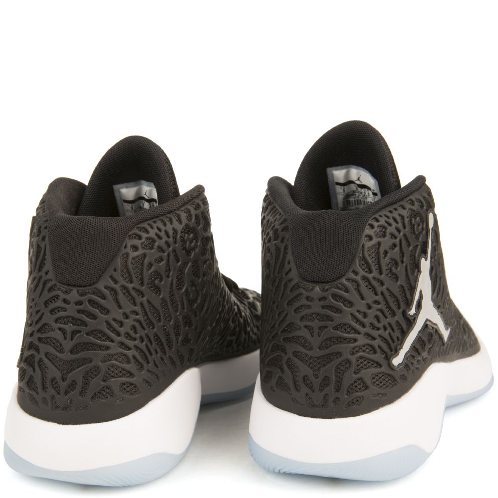 jordan ultra fly black and white