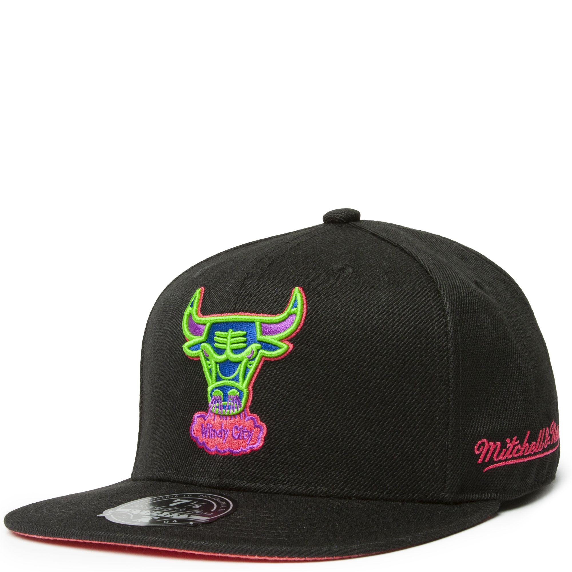 MITCHELL AND NESS Chicago Bulls Color Bomb Fitted Hat 6HSFSH21324-CBUBLCK -  Shiekh