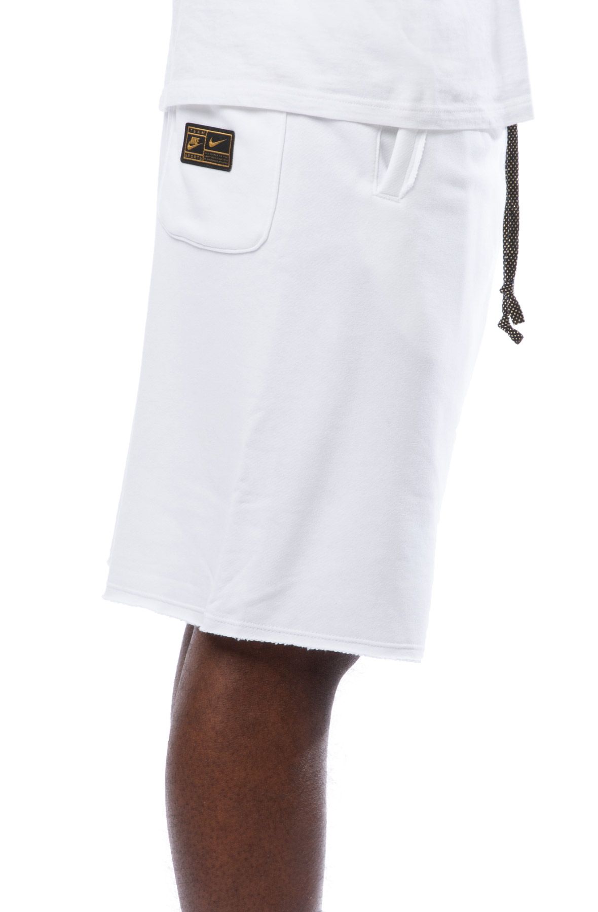 NIKE Sportswear Alumni Shorts CZ8921 100 - Shiekh