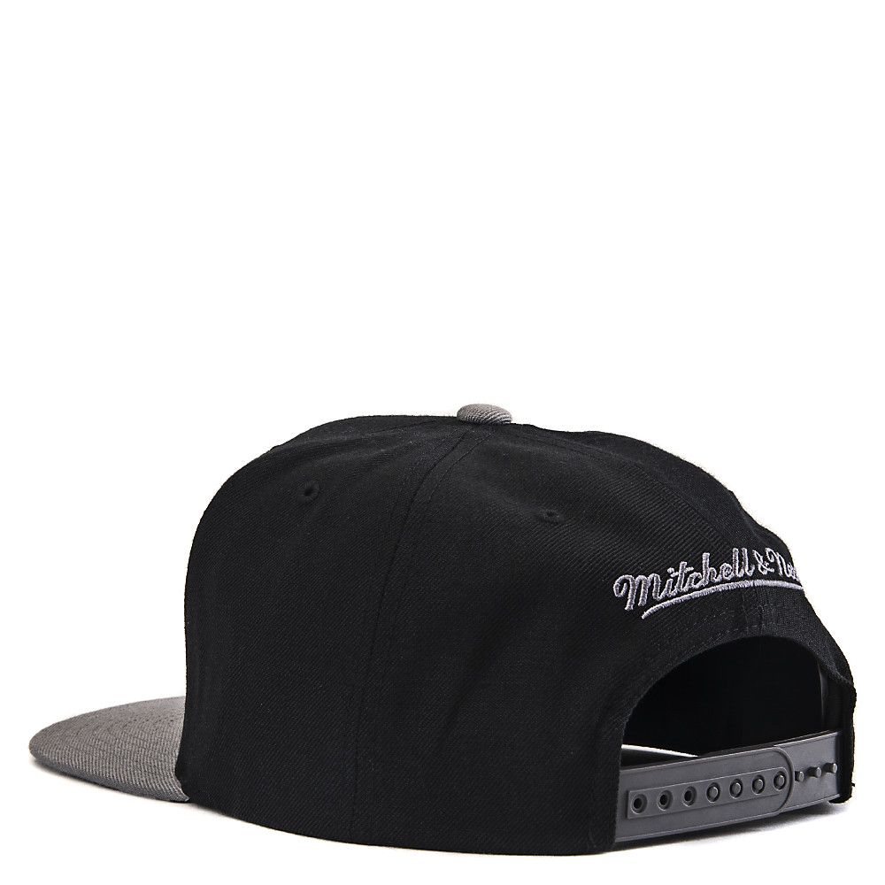 MITCHELL AND NESS San Antonio Spurs Snapback VS43Z-SAS-5SPURS-FAS
