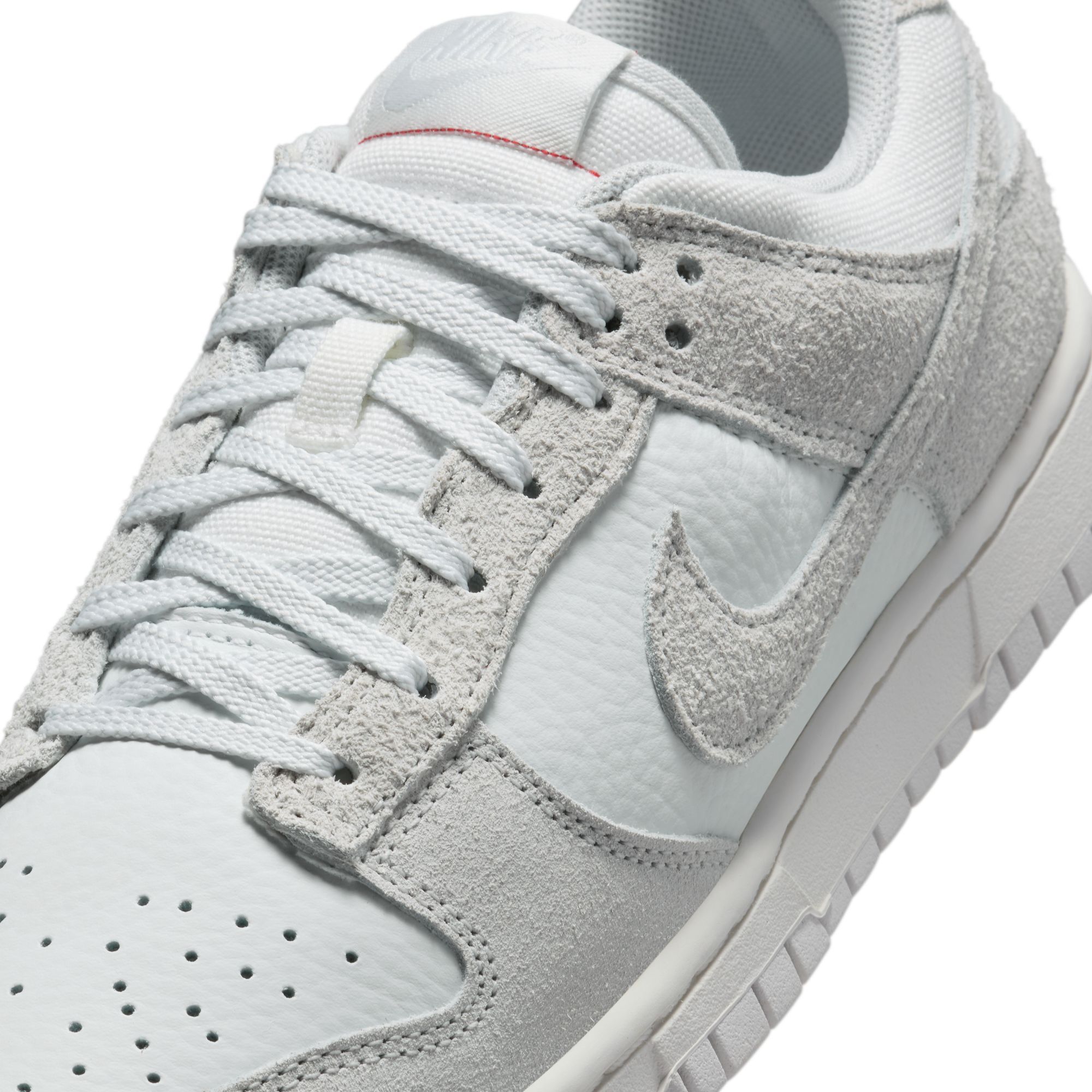 NIKE Dunk Low HJ5777 100 - Shiekh