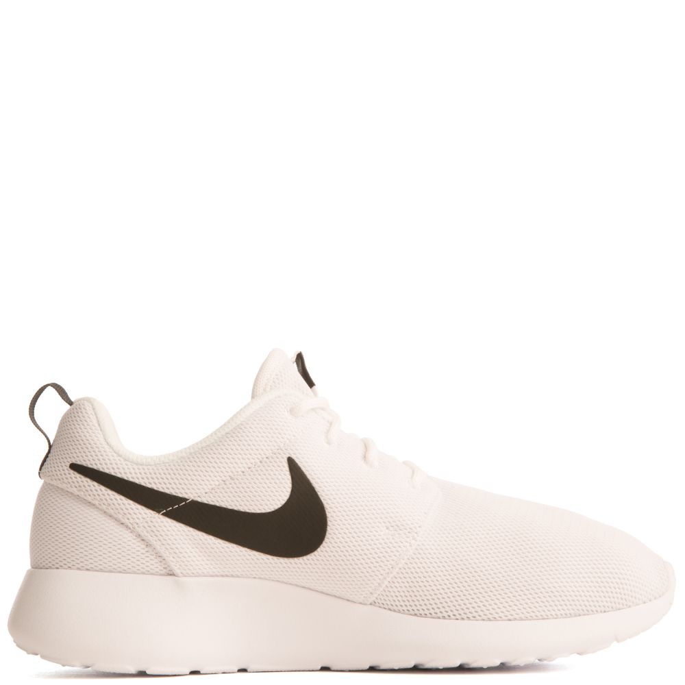 nike roshe one white womens