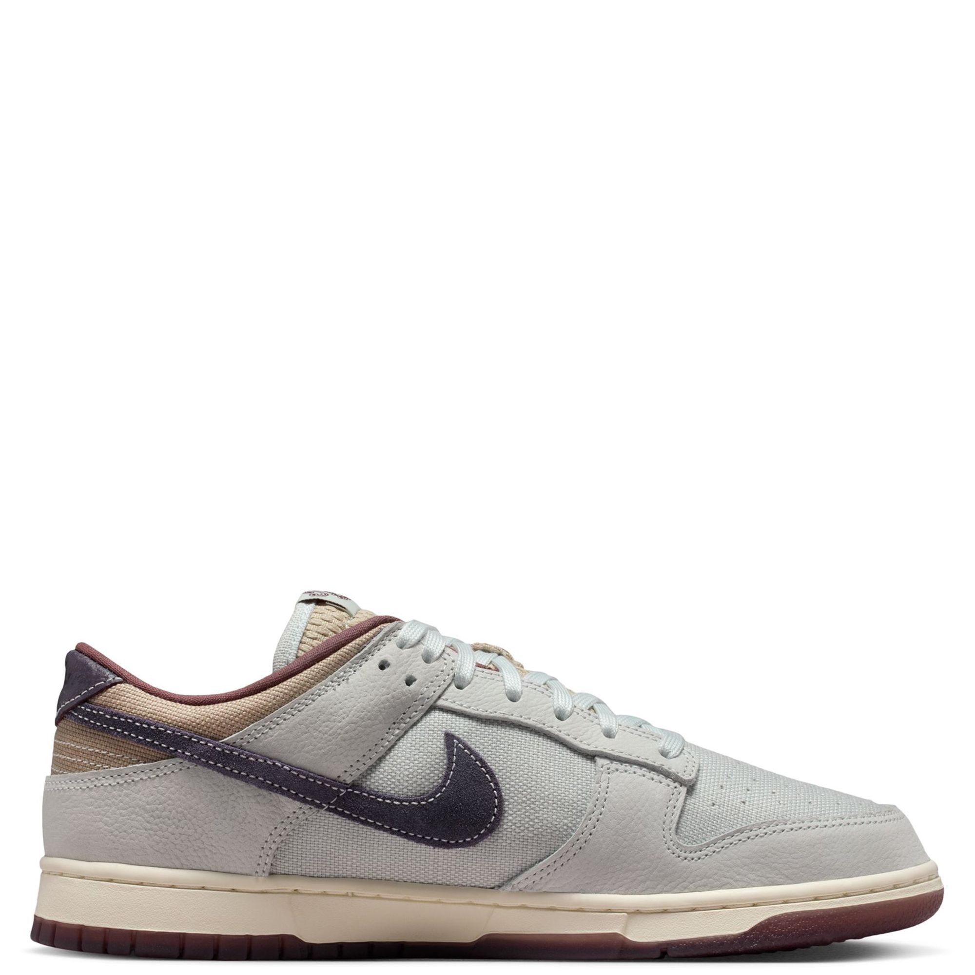 NIKE Dunk Low Retro SE IB6752 100 - Shiekh