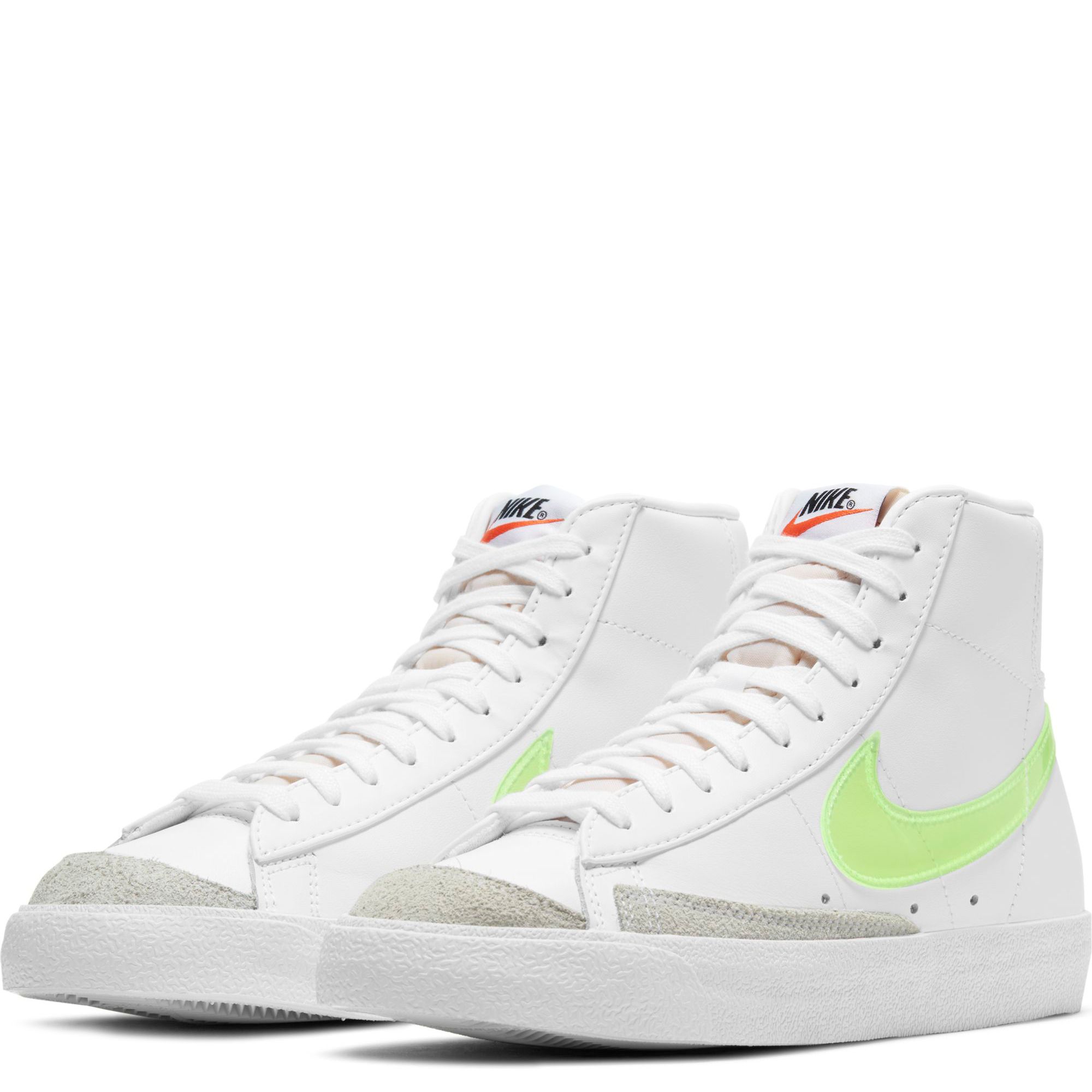 BLAZER MID '77 ESSENTIAL DJ3050 100