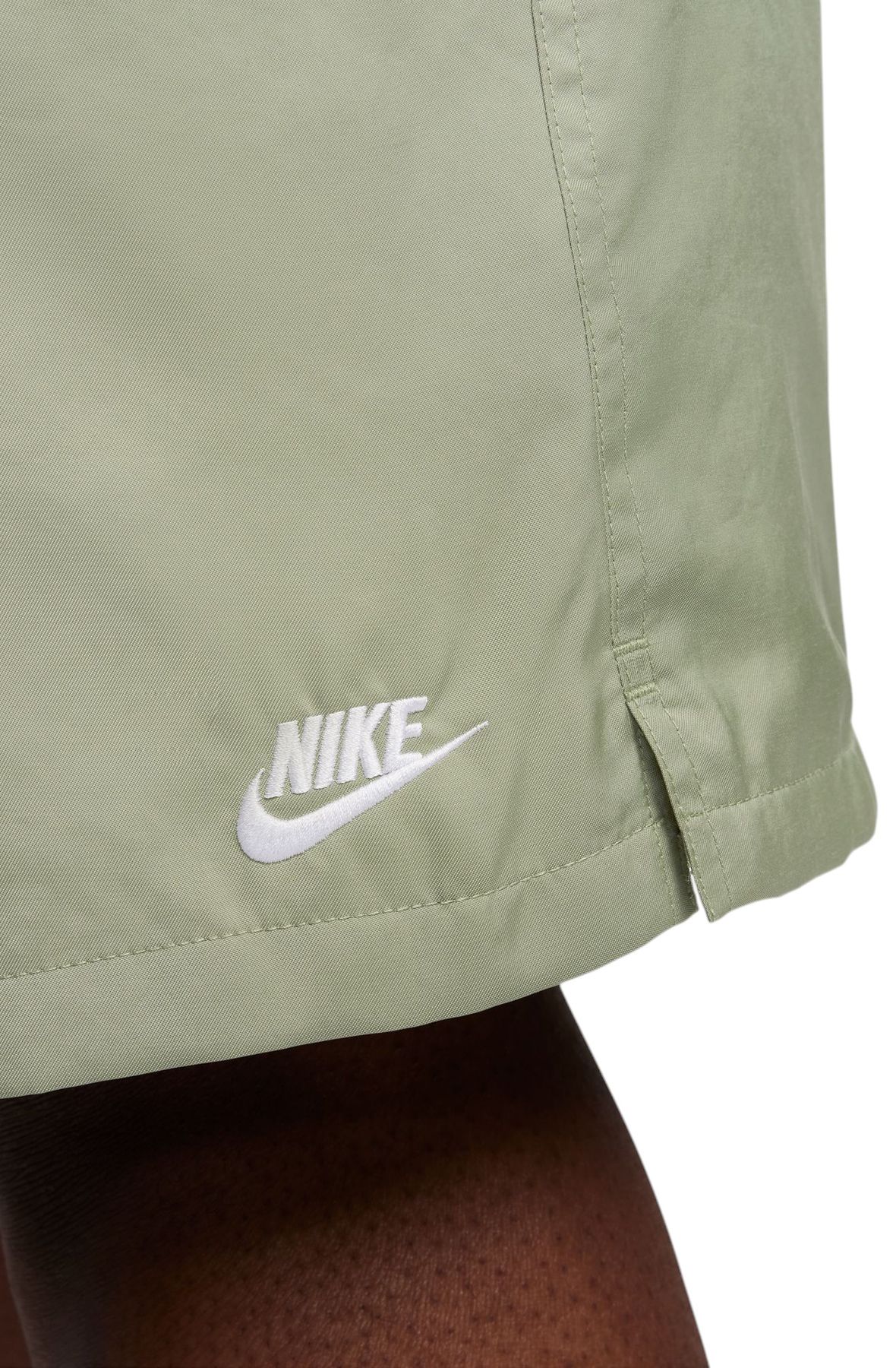nike club essentials woven flow shorts green