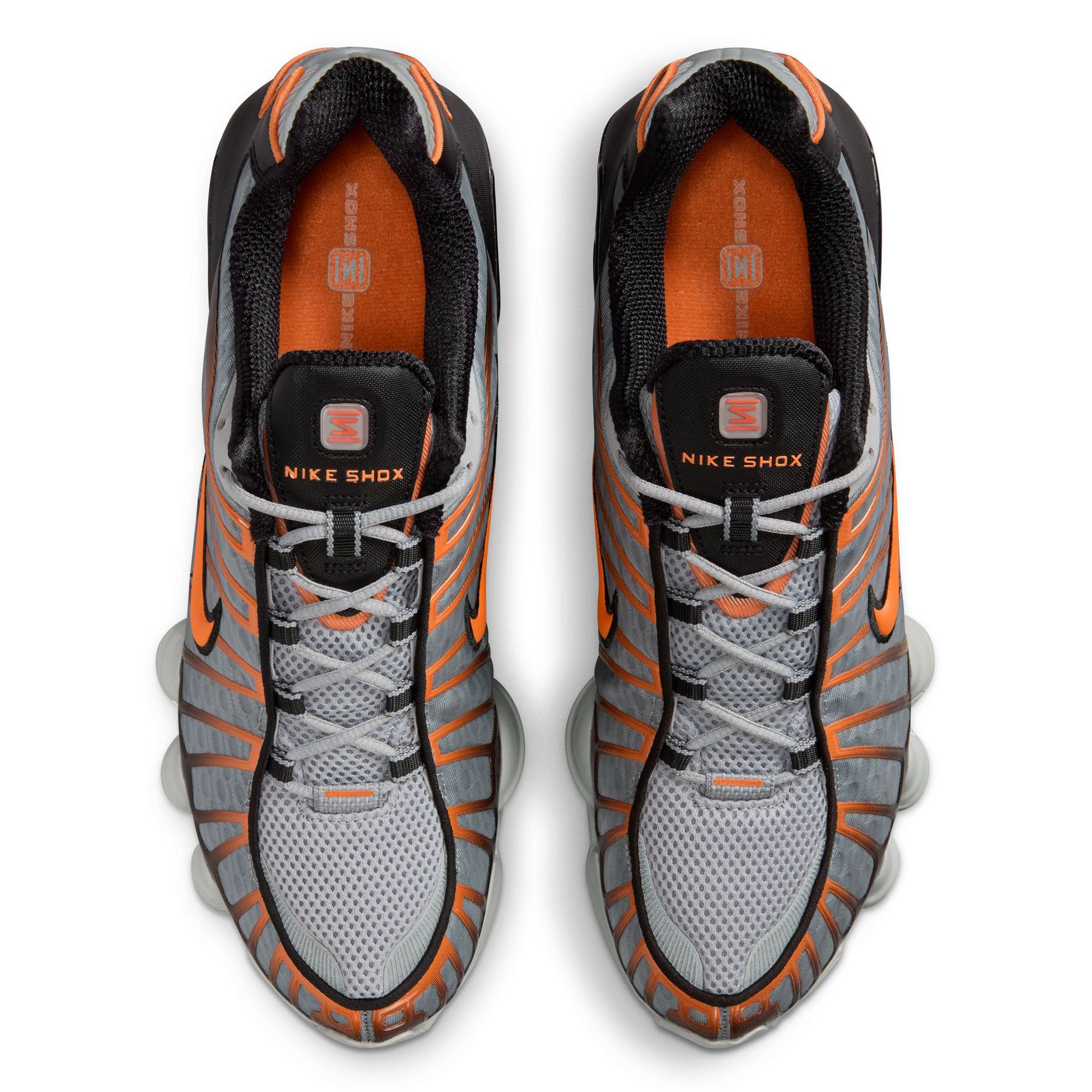 Nike SHOX TL ブラック オレンジ　27cm W NIKE SHOX TL 27cm トリプルブラック マックスオレンジ
