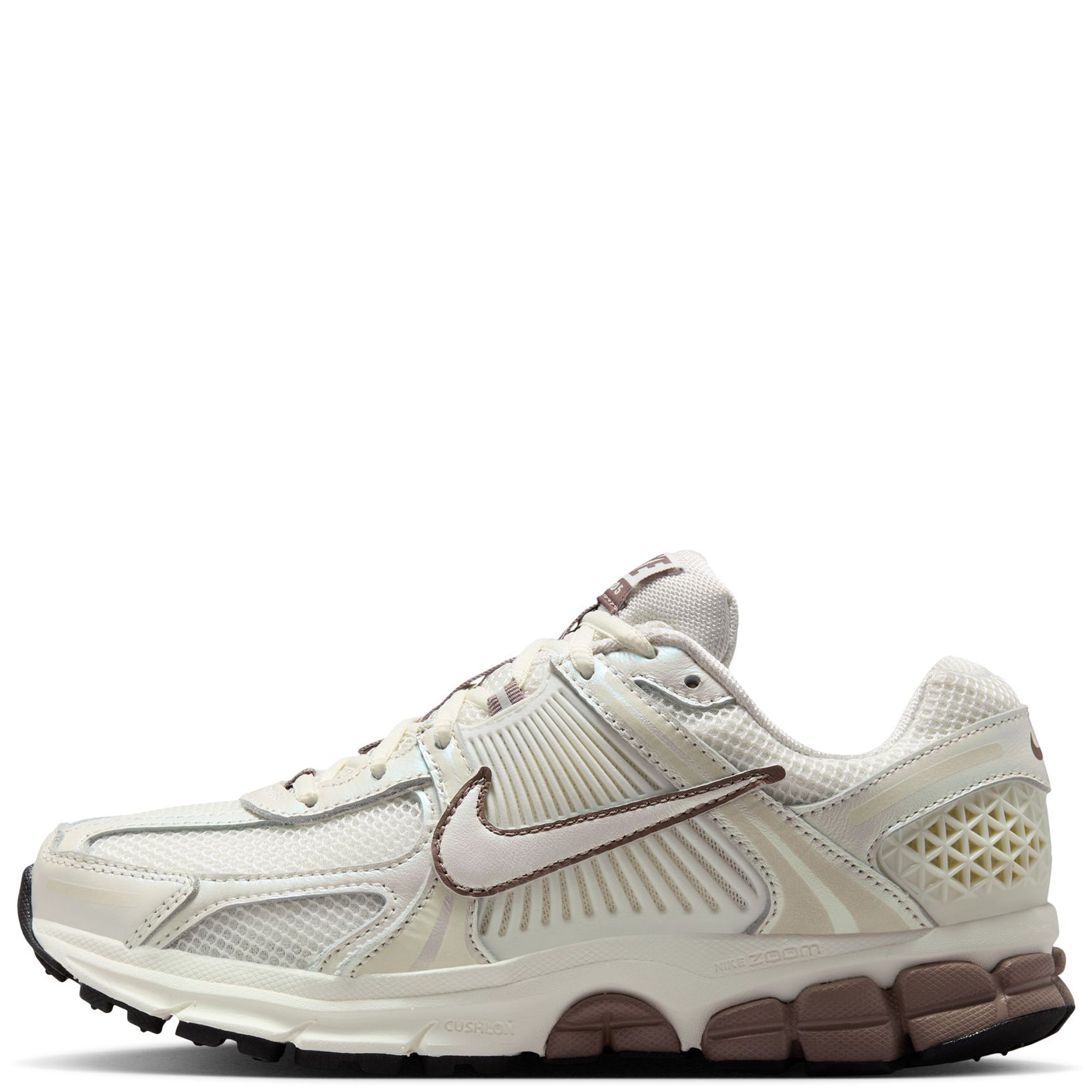 aimi　0405 NIKE Women's Zoom Vomero 5 IB8129 133 - Shiekh