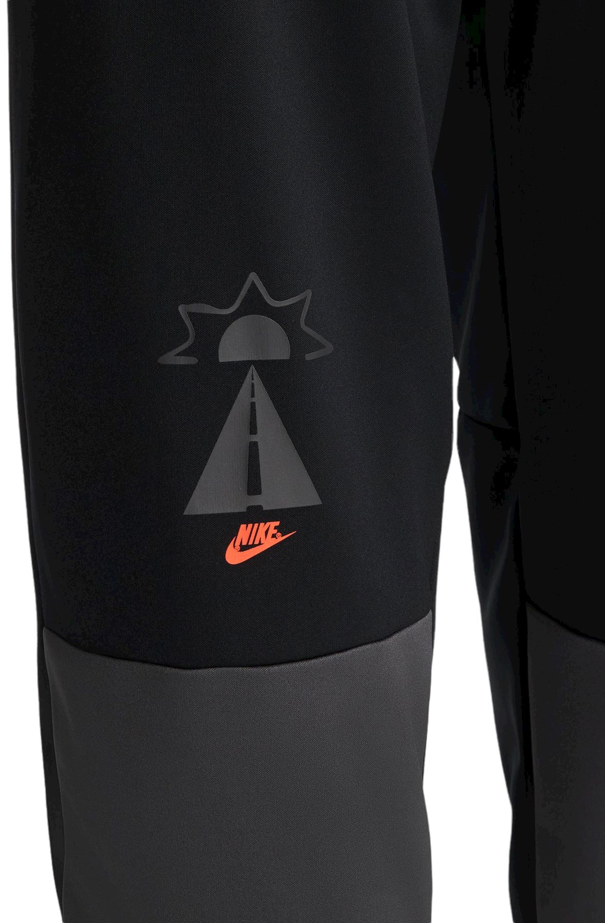 NIKE Sportswear Tribute Smile Joggers DQ3525 891 Shiekh