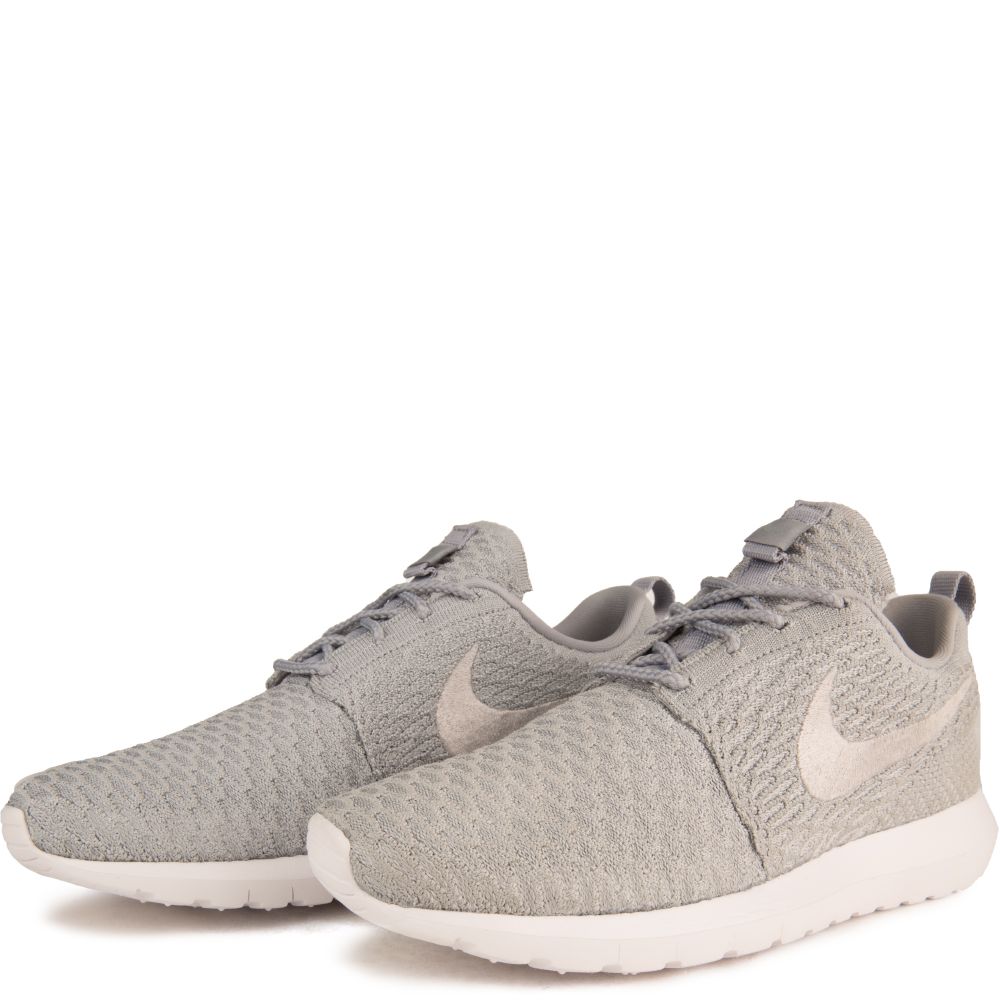 nike roshe flyknit grey