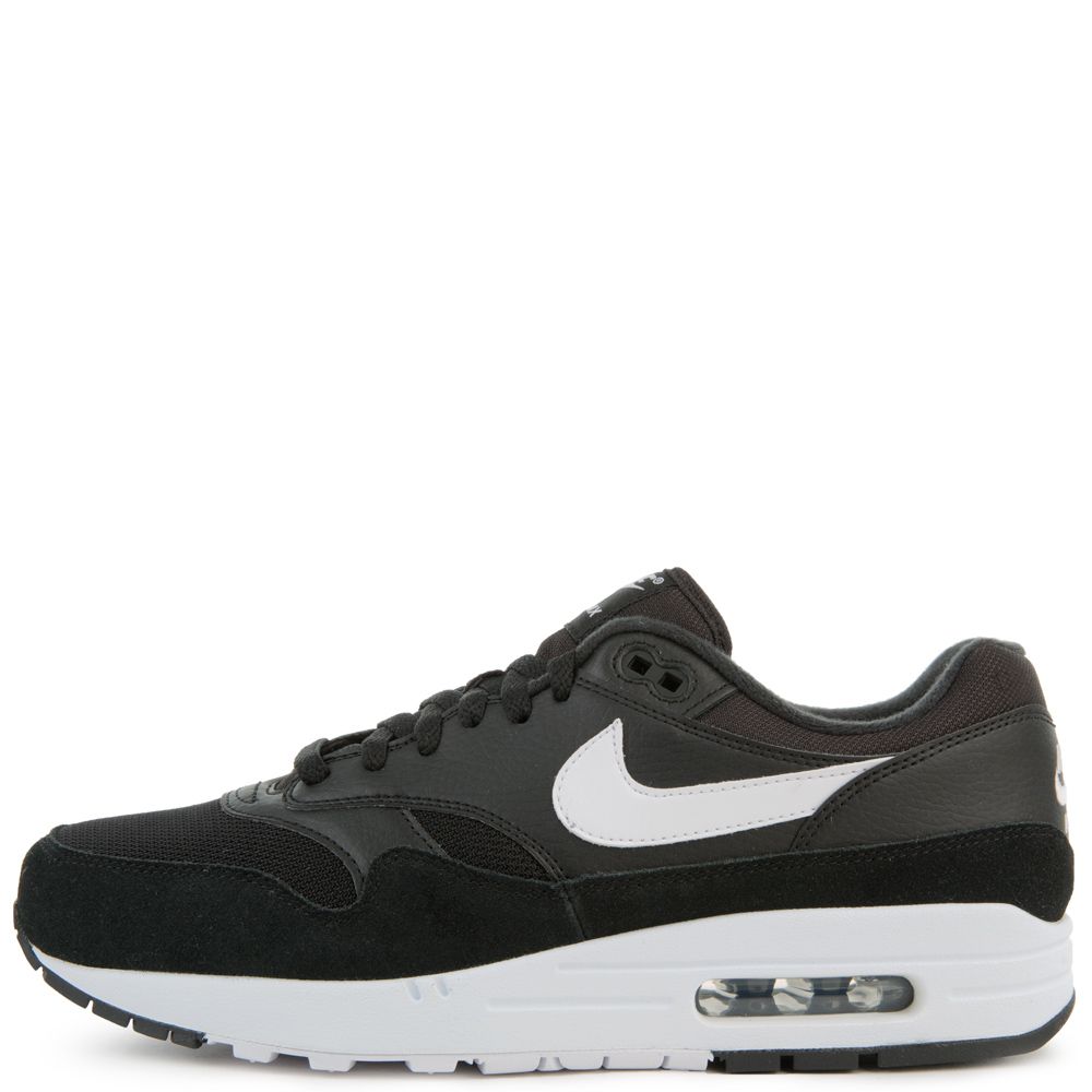 black and white air max one