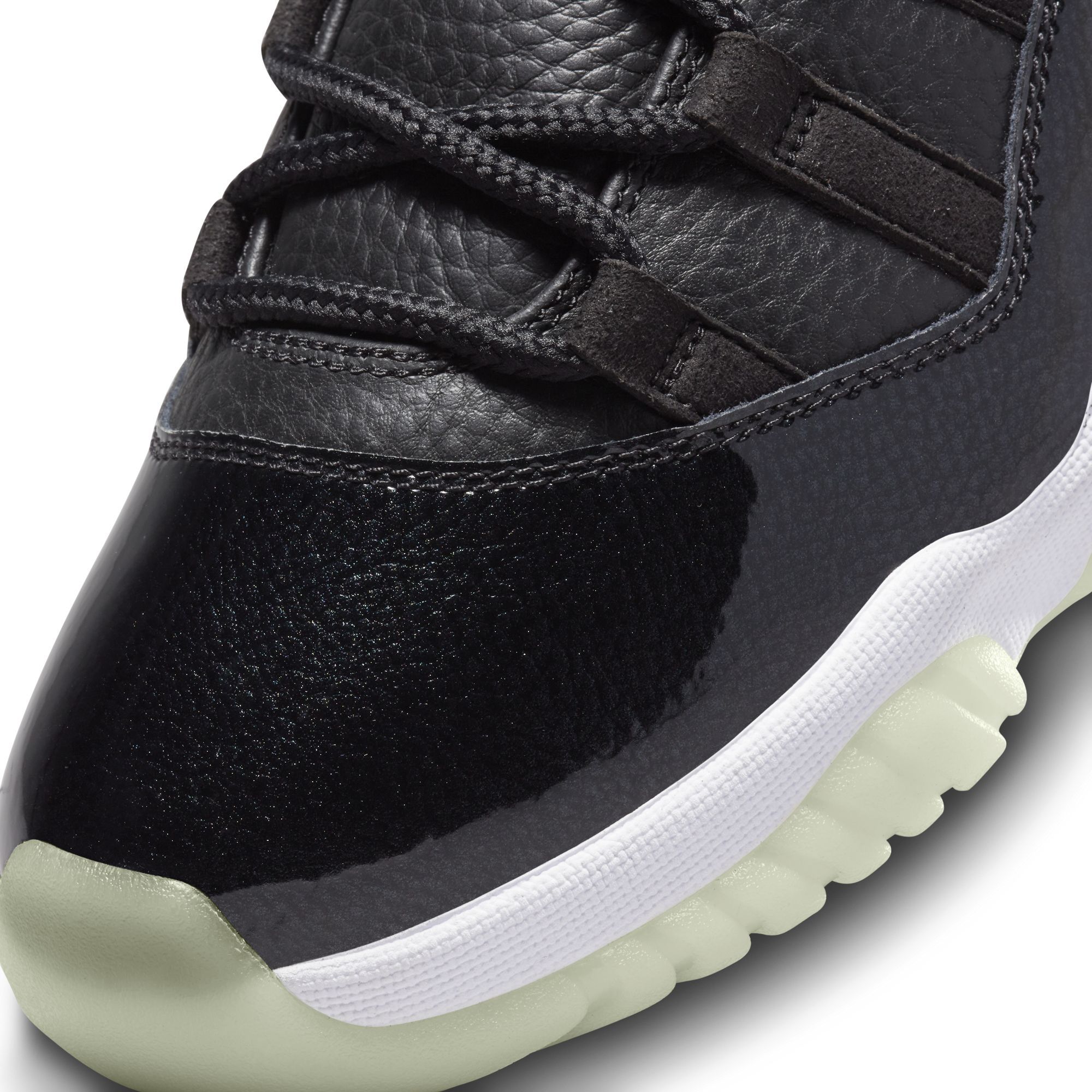 JORDAN Air 11 Retro Low AV2187 001 - Shiekh