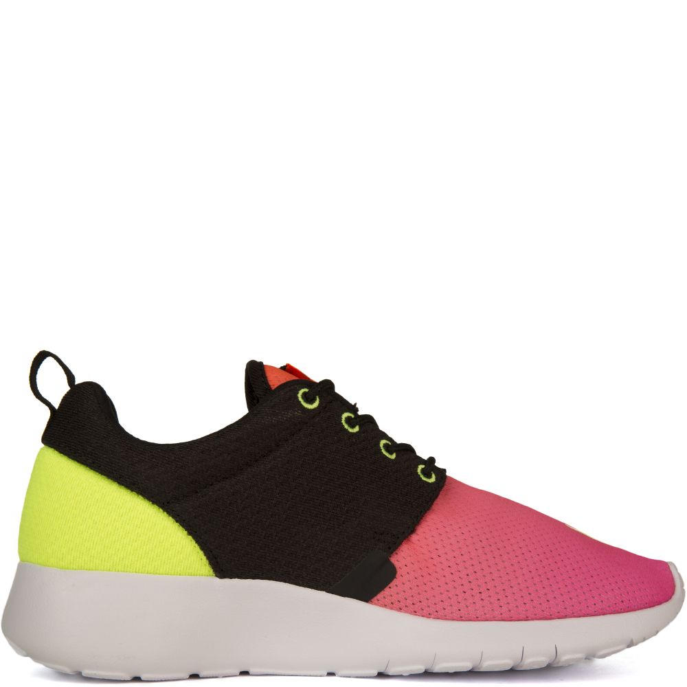 NIKE NIKE ROSHE ONE FB (G 810513 002 - Shiekh NIKE NIKE ROSHE ONE FB (G 810513 002 - Shiekh