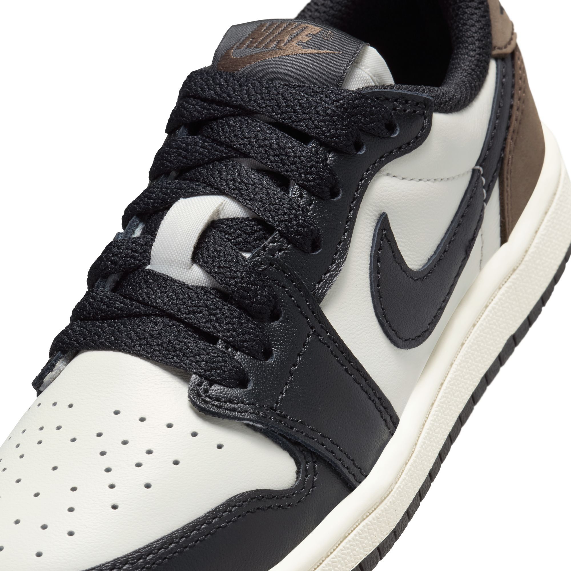 Buy Air Jordan 1 Retro Low OG GS 'Mocha' - CZ0858 102 | GOAT