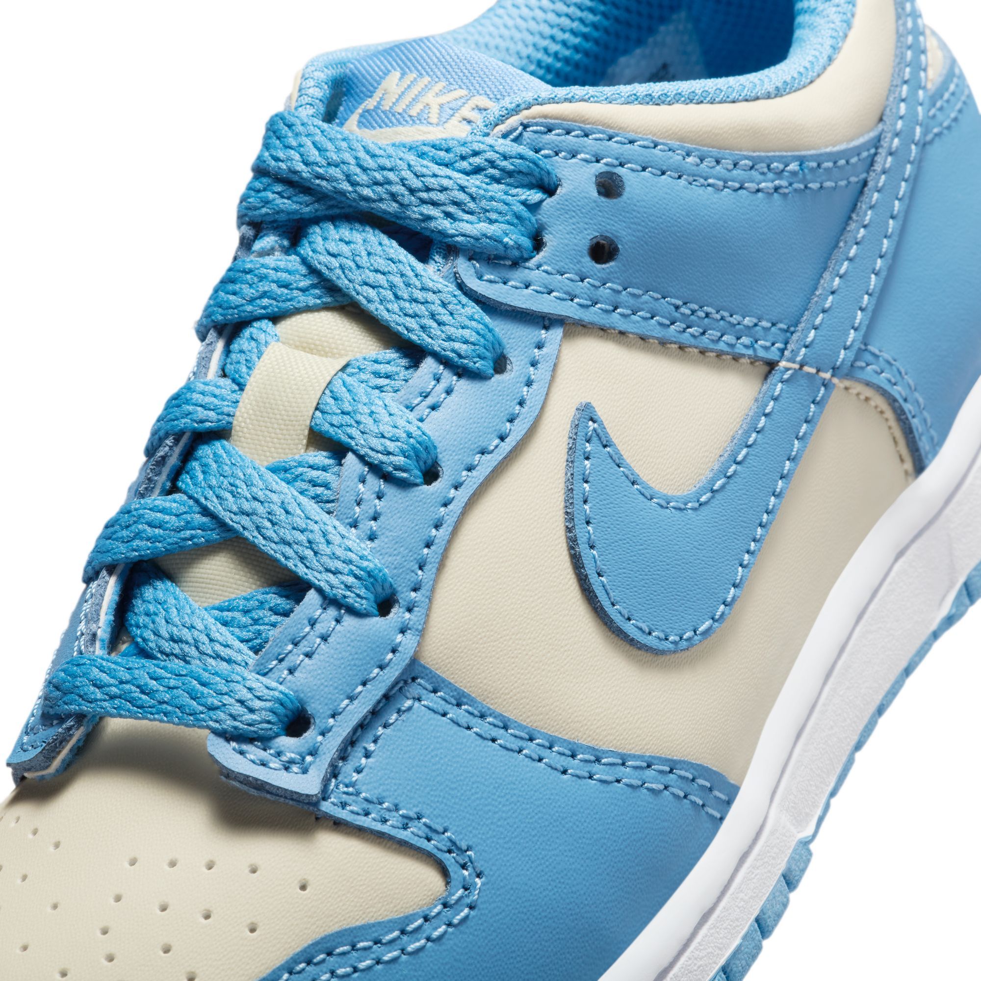 NIKE PreSchool Dunk Low FB9108 400 Shiekh