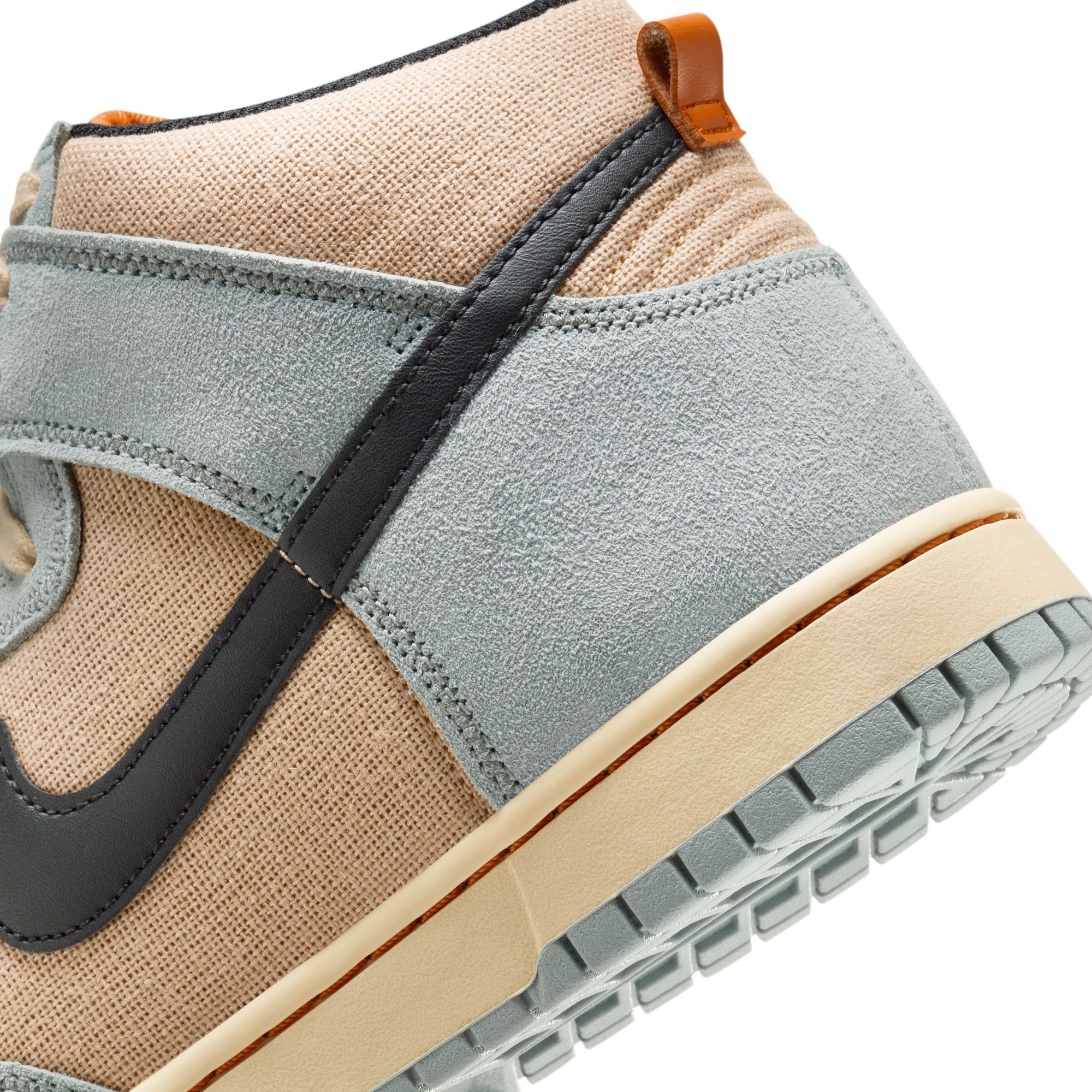 NIKE Dunk High Retro SE FJ4191 200 - Shiekh