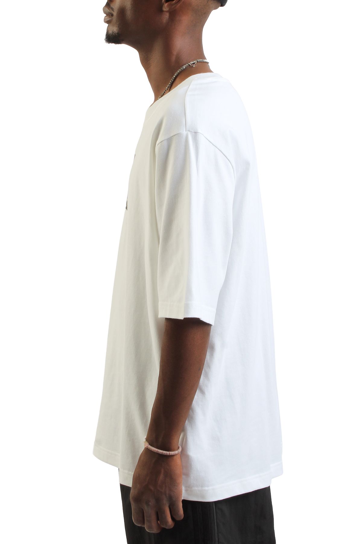 ADIDAS Leo Oversized T-Shirt JV7570 - Shiekh