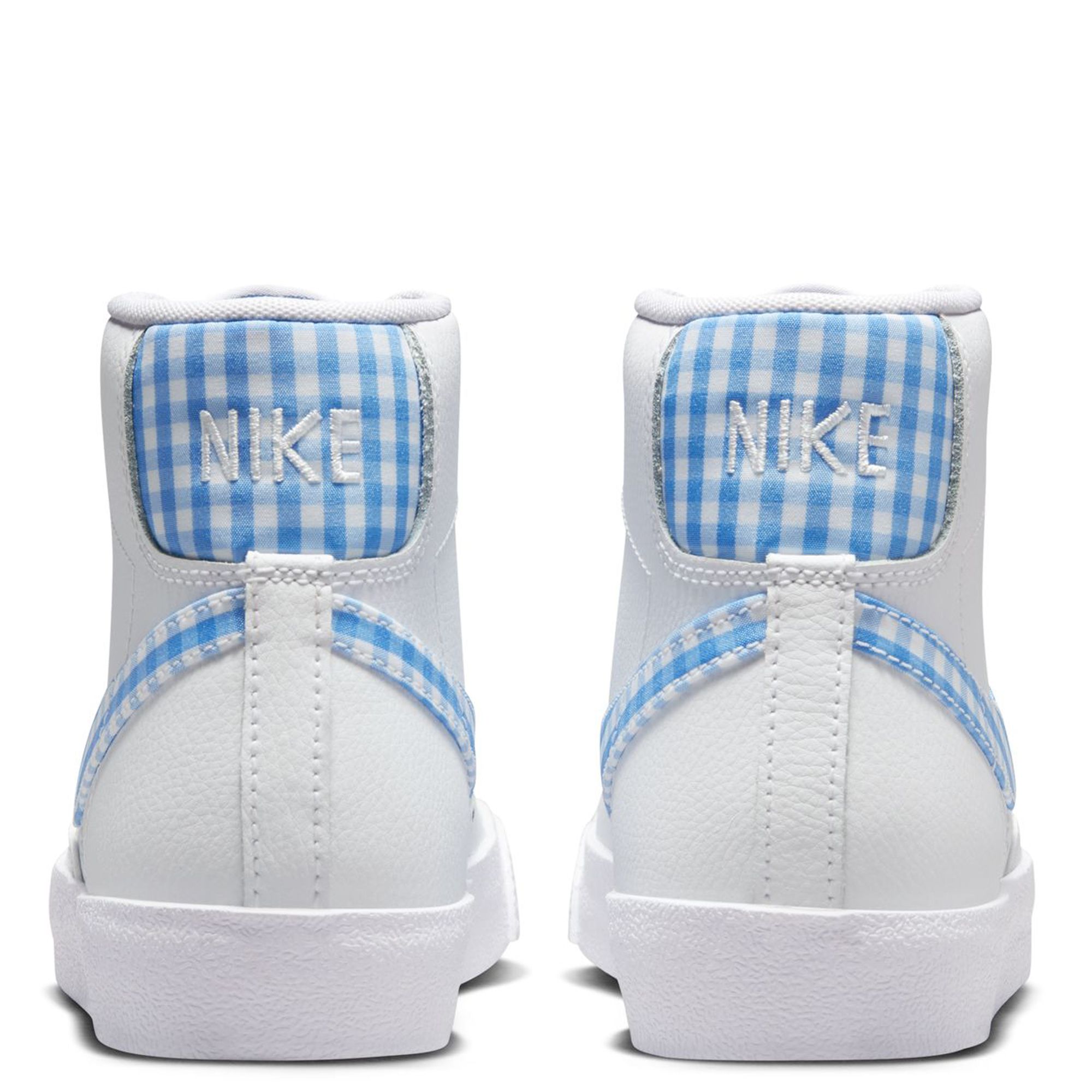 NIKE Blazer Mid 