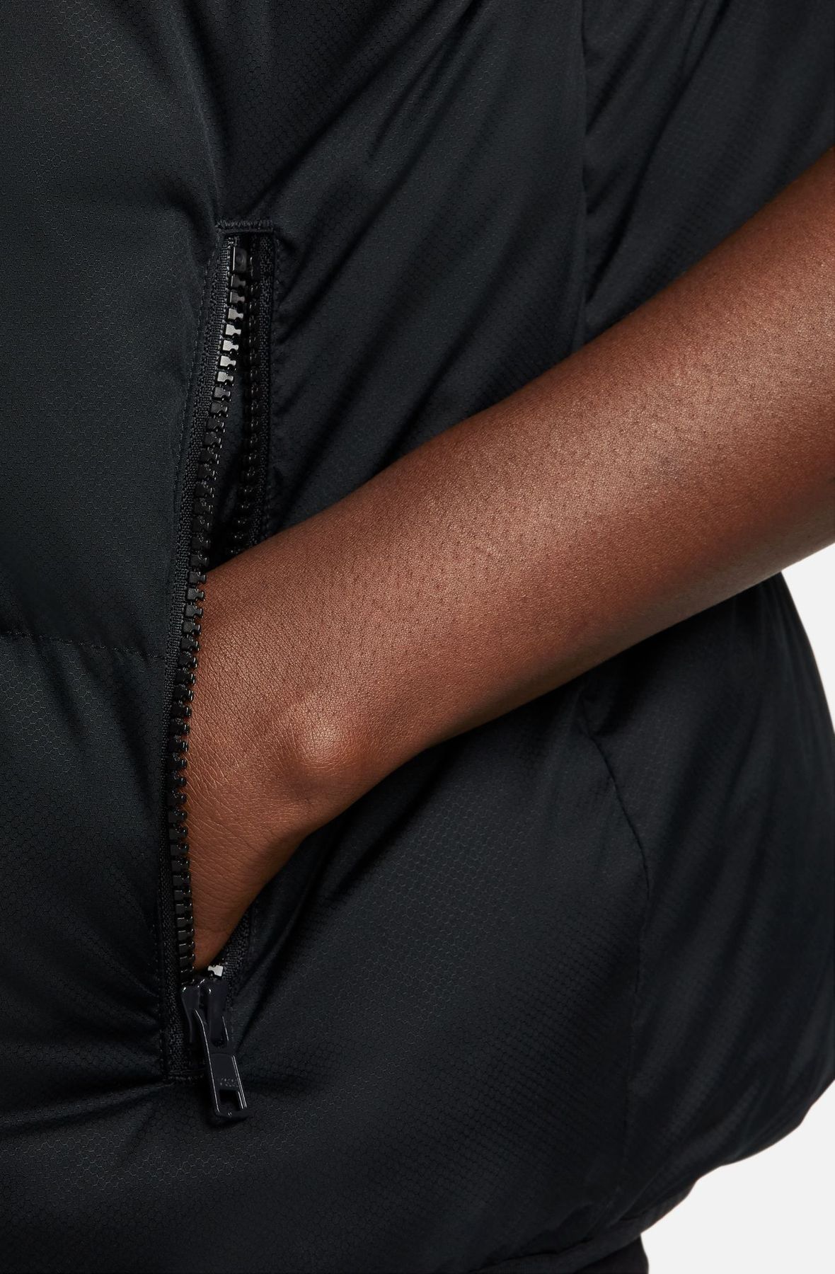 Men's Nike Sportswear Club PrimaLoft Water-Repellent Puffer Vest