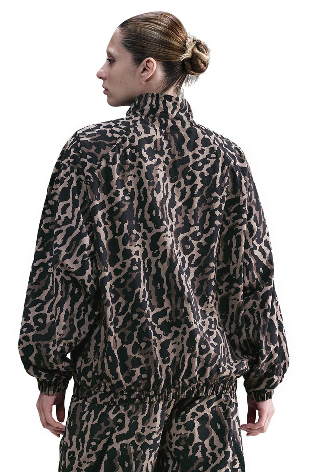 NIKE Sportswear Woven Printed Jacket IB7263 010 - Shiekh
