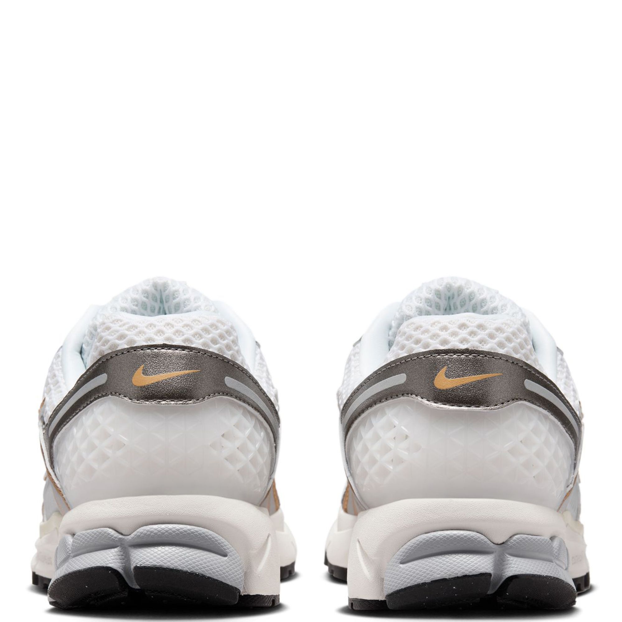 NIKE Zoom Vomero 5 HJ7247 099 - Shiekh NIKE Zoom Vomero 5 HJ7247 099 - Shiekh