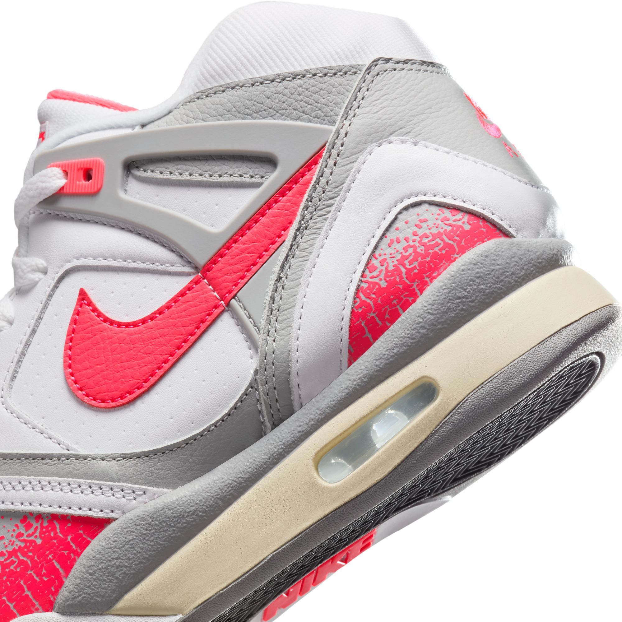 NIKE Air Tech Challenge 2 FZ9033 100 - Shiekh