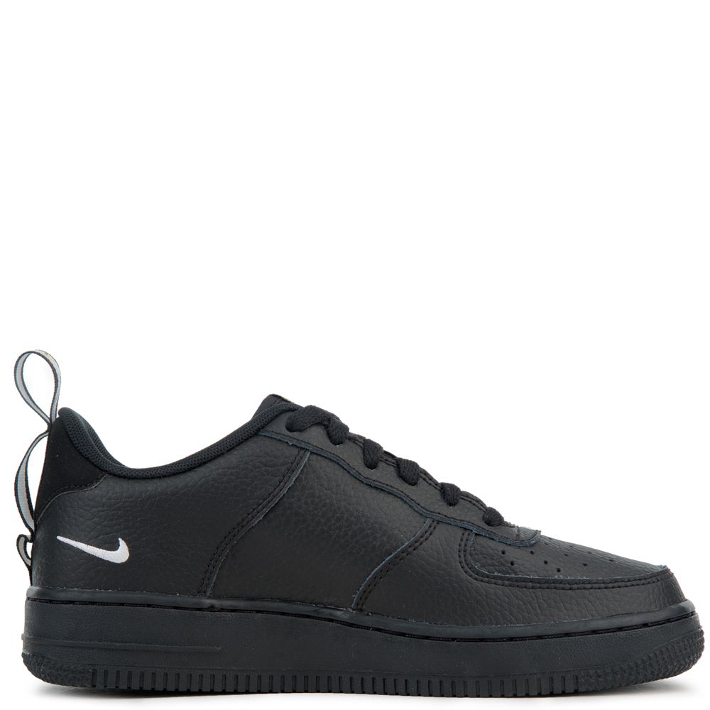 balance exception touch NIKE (GS) AIR FORCE 1 '07 LV8 UTILITY AR1708 001 - Shiekh