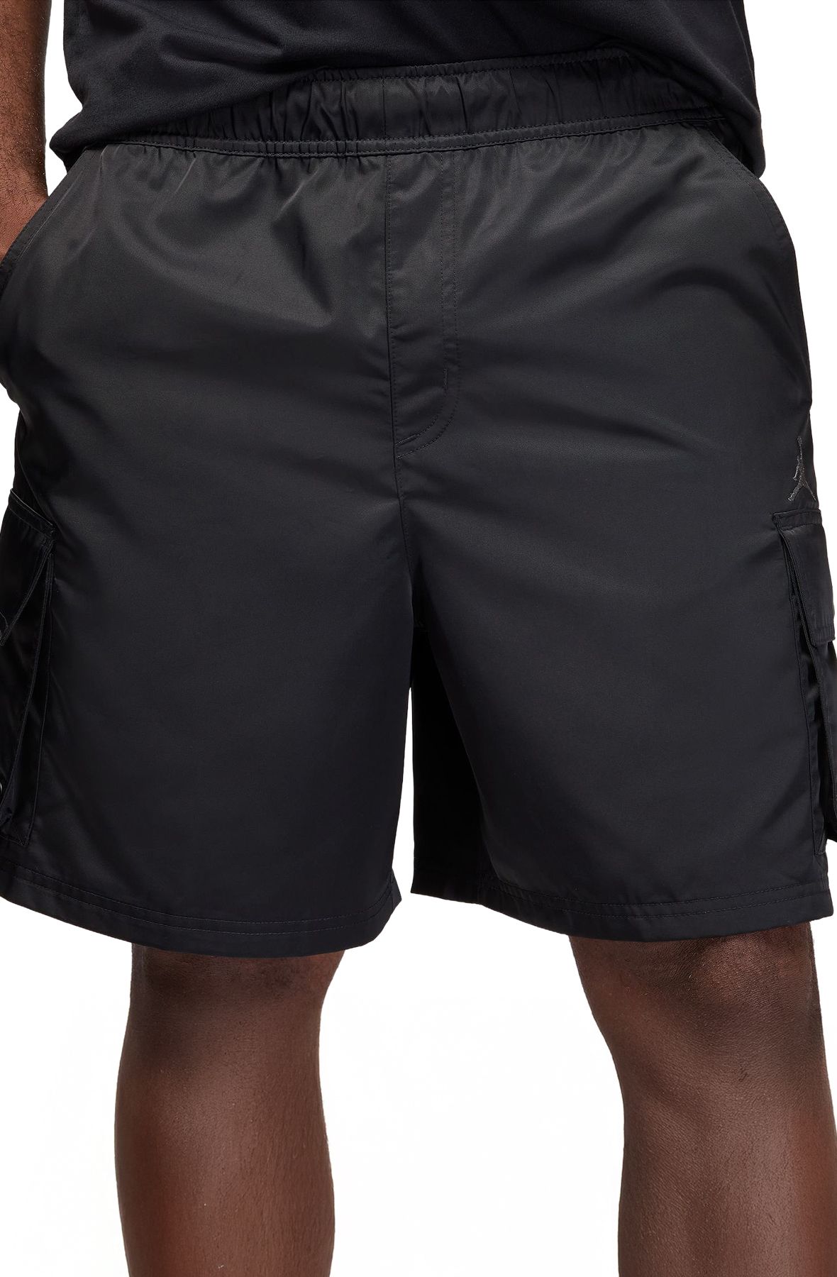 JORDAN Brooklyn Cargo Shorts HV9683 010 - Shiekh
