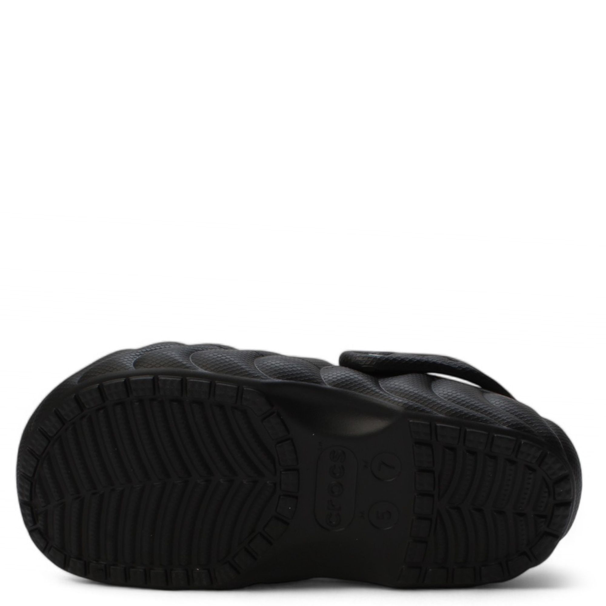 CROCS Classic Lined Overpuff Clog 210059-001 - Shiekh