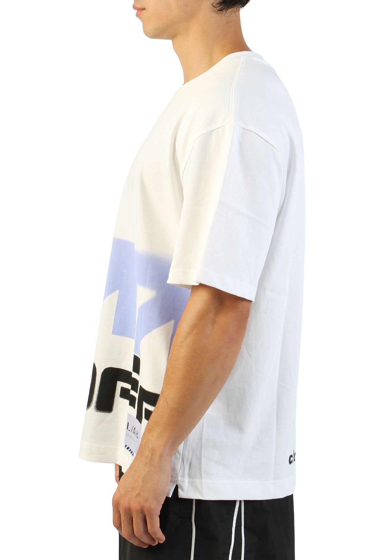 LAB CO OFF WHITE Stacked Logo T-Shirt 44LABF26T078-100 - Shiekh
