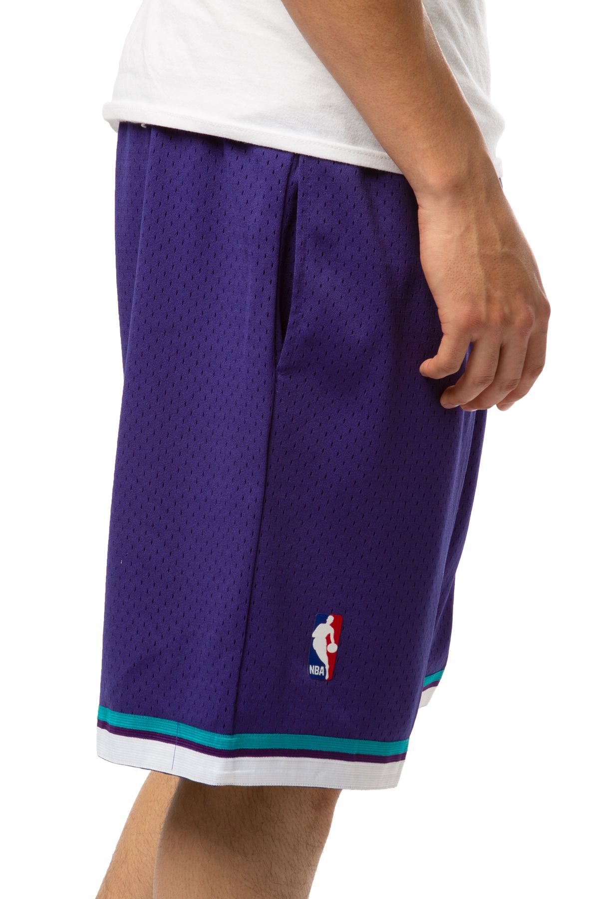 Mens Mitchell & Ness NBA Reload Swingman Short Charlotte Hornets Size L