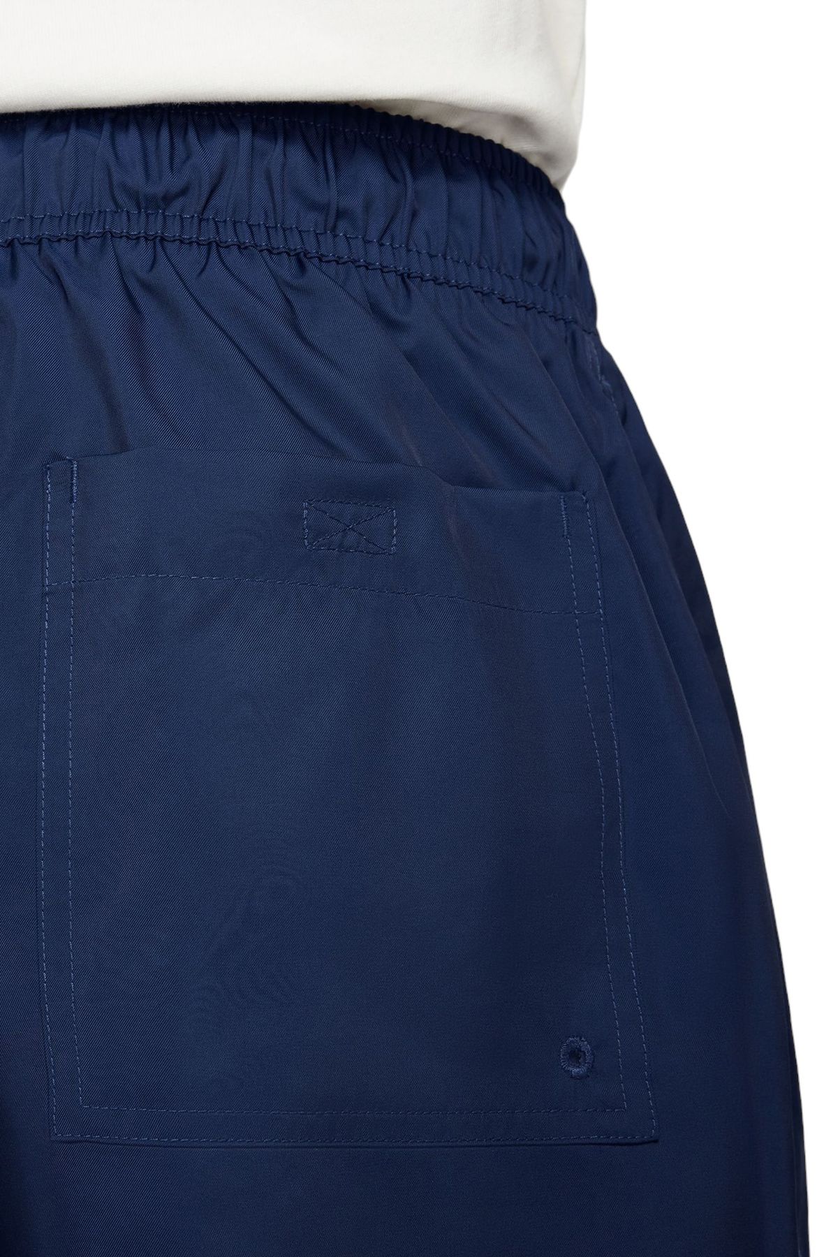 NIKE Club Flow Shorts FN3307 410 - Shiekh