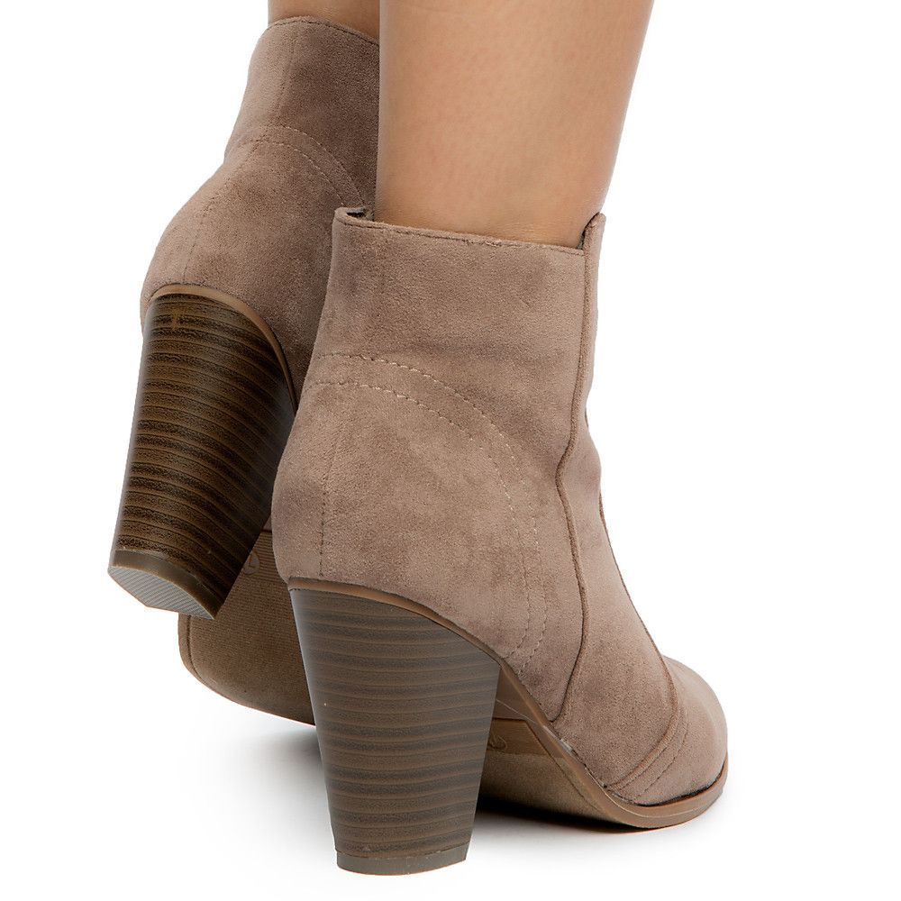 Women's Dahna-1 Ankle Heel Boot Taupe