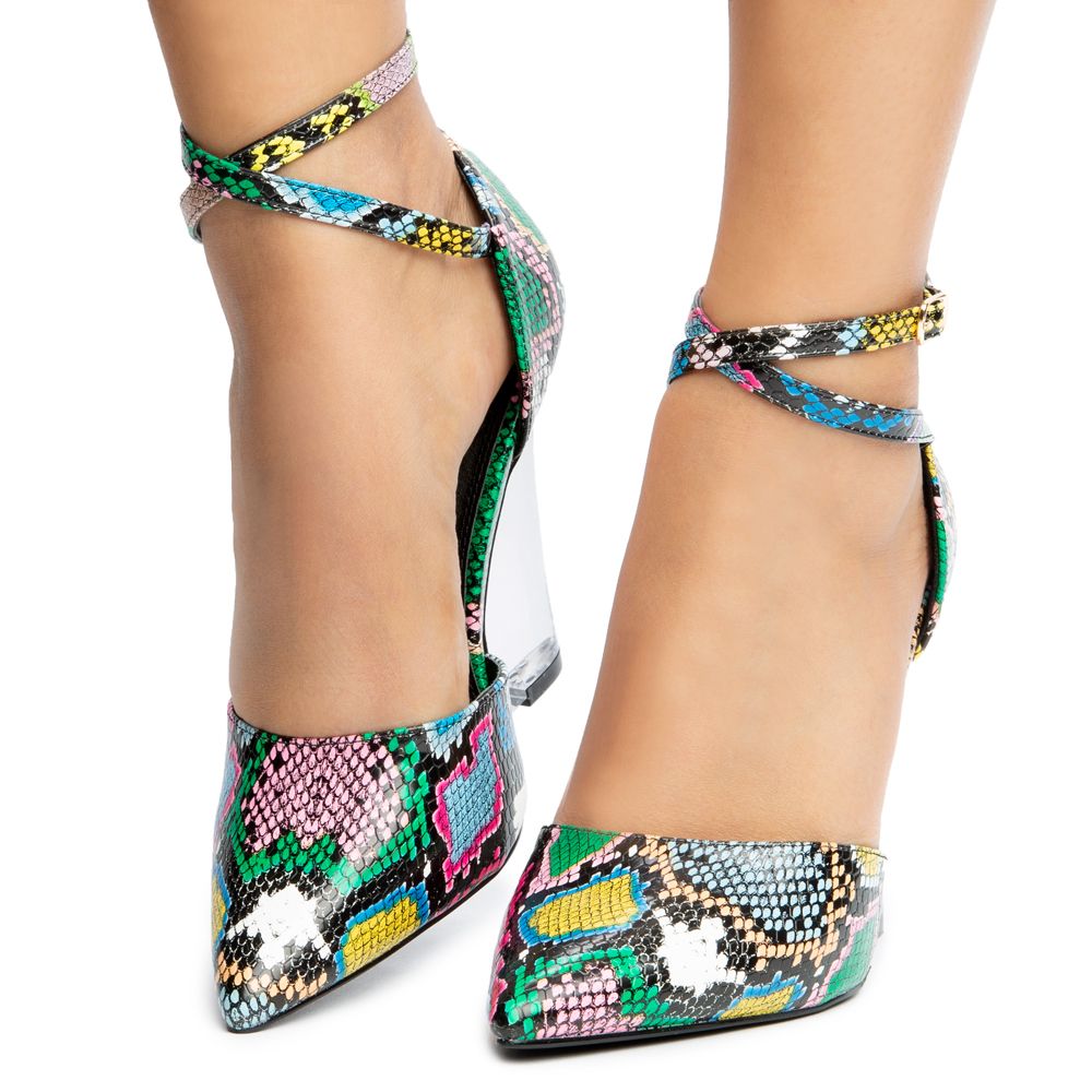 clear wedges