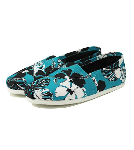 toms classic black canvas
