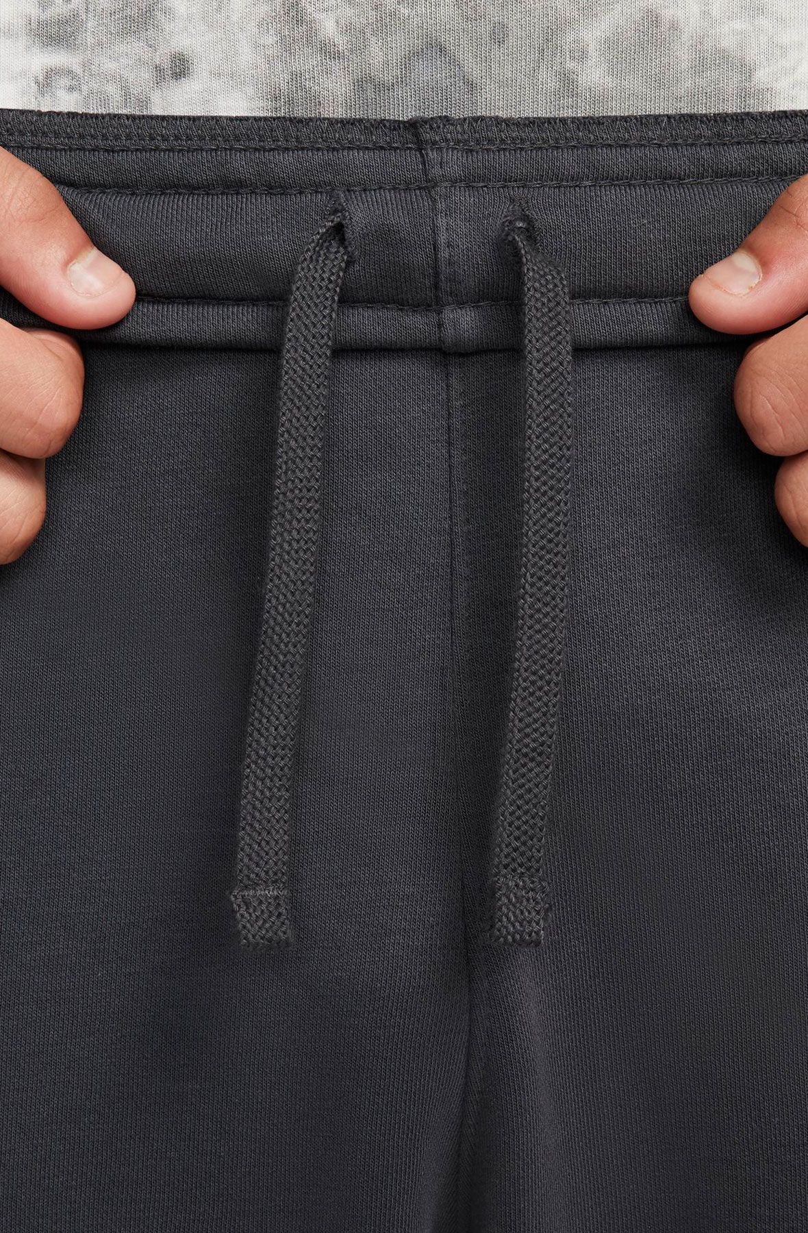 [NIKE] HF0161 060 ー＆スポーツ用 / 男女共用 Amazon.com: Nike Boy`sTherma Dri-Fit 2 Piece Tracksuit