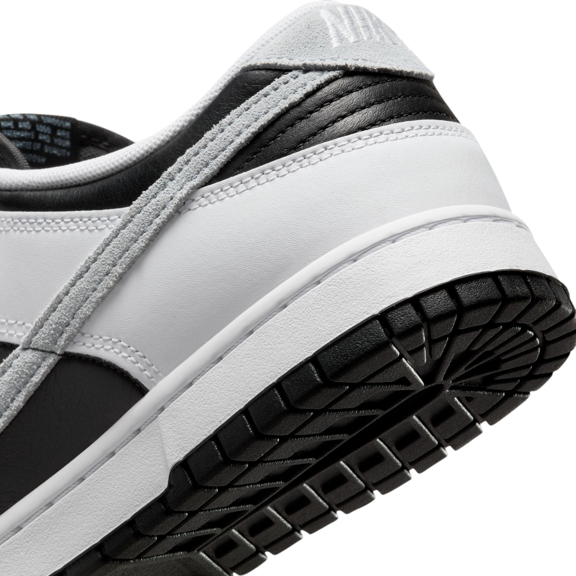 NIKE Dunk Low IB4620 141 - Shiekh