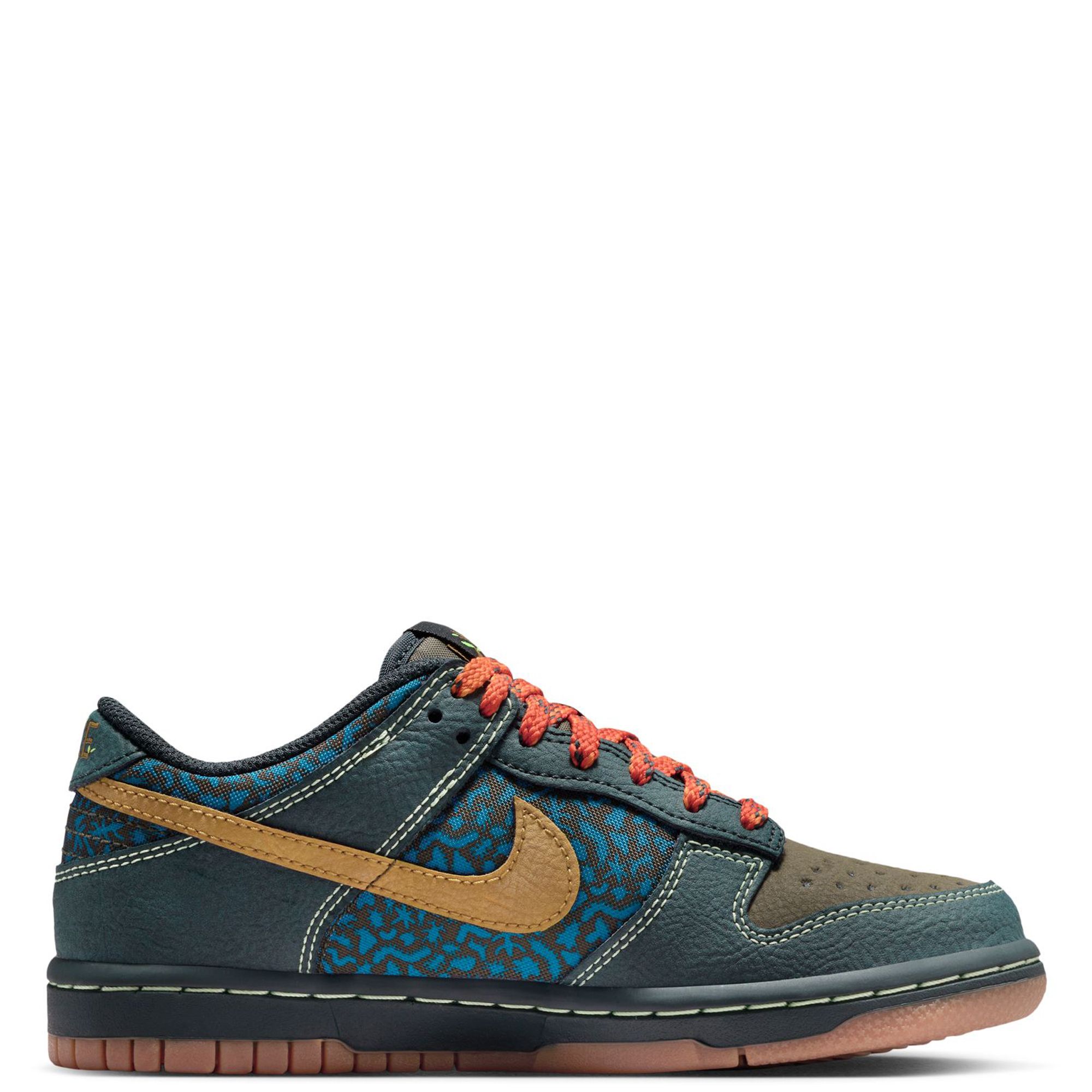 yu様 NIKE Grade-School Dunk Low BG IH4042 364 - Shiekh
