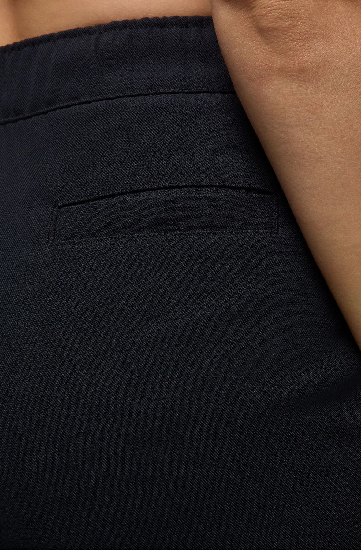 JORDAN Woven Pants FN5446 010 - Shiekh