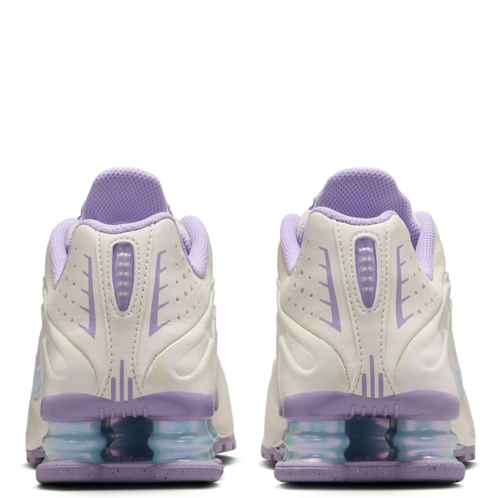 NIKE Grade-School Shox R4 IH4050 001 - Shiekh