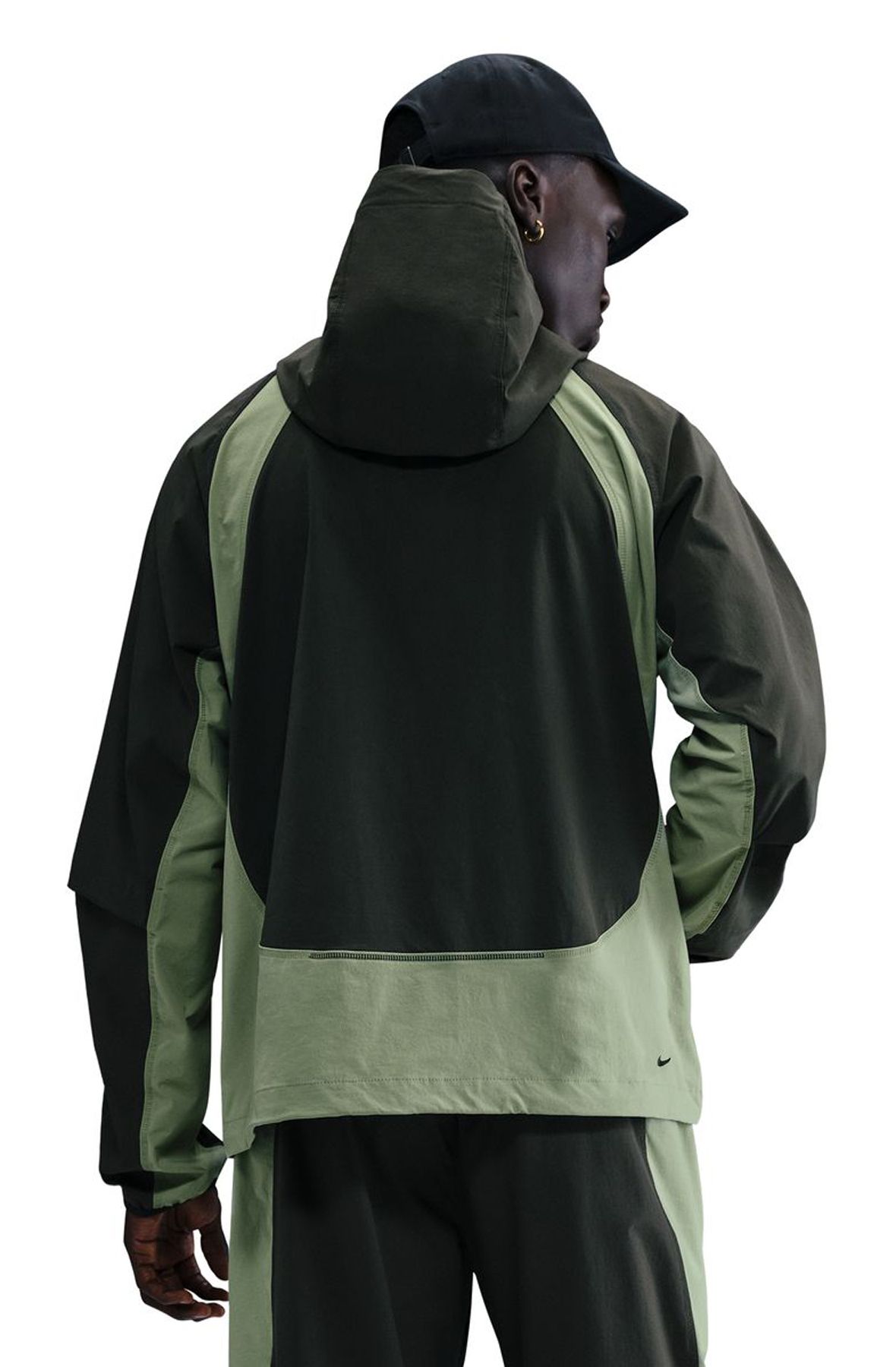 NIKE Tech Dri-FIT Woven Color-Block Windrunner Loose Jacket IH8461