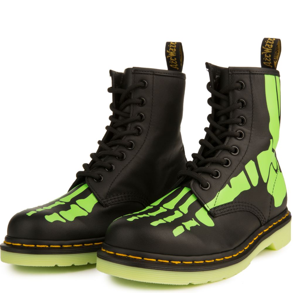 dr martens skelly boots