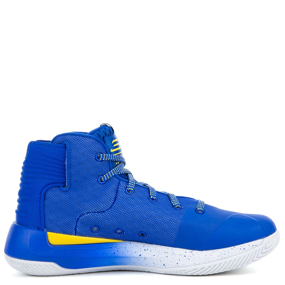 curry 3zero grade school