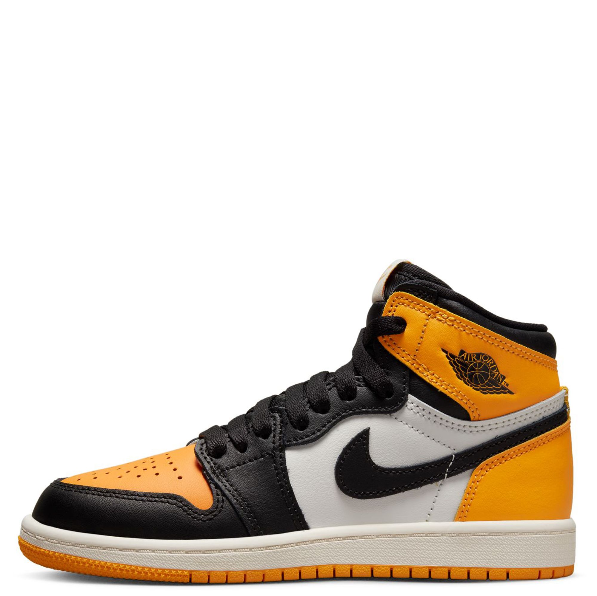 Nike Air Jordan 1 High OG TAXI紐は変えてますが黒もあります