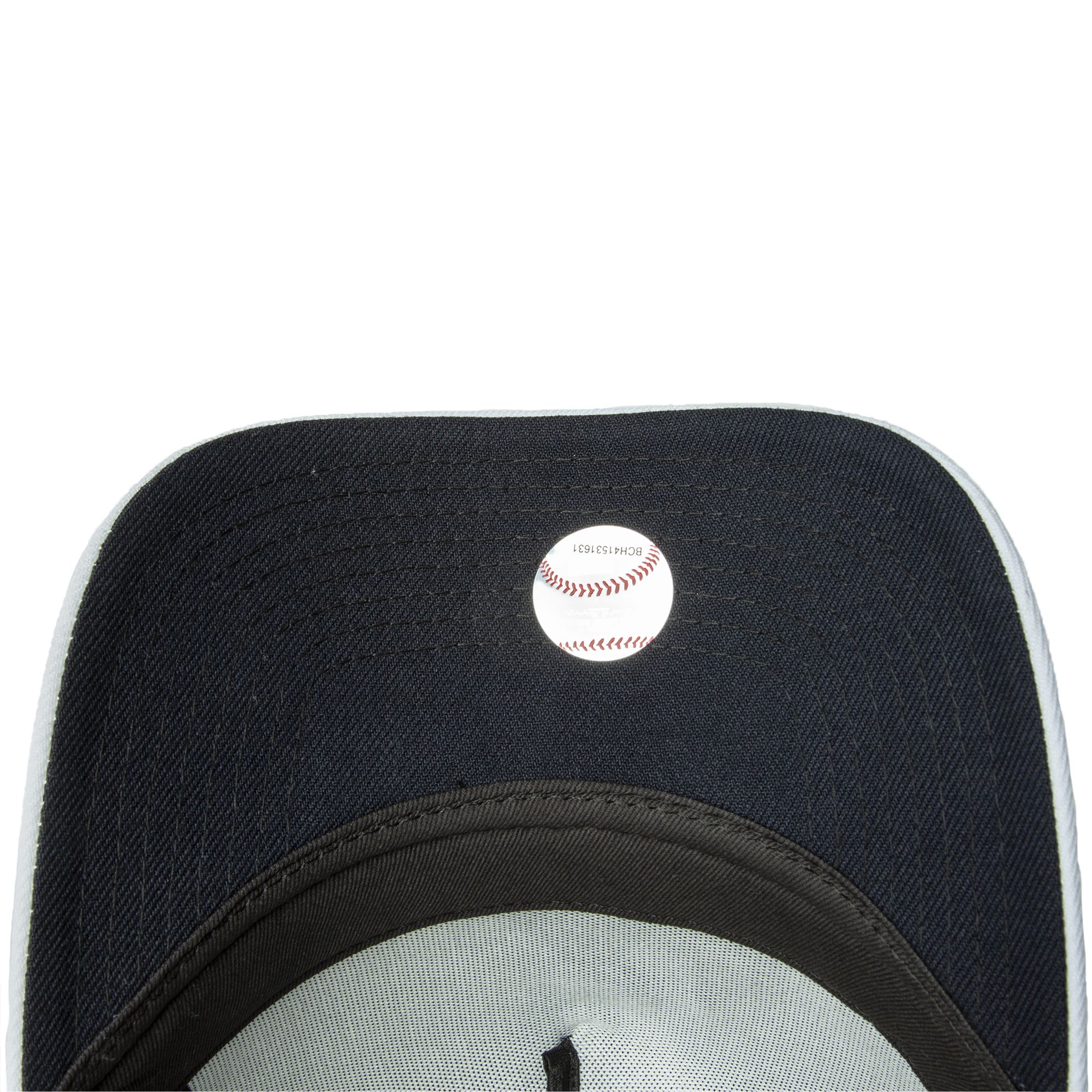 NEW ERA CAPS Atlanta Braves 9FORTY Trucker Hat 70723727 - Shiekh