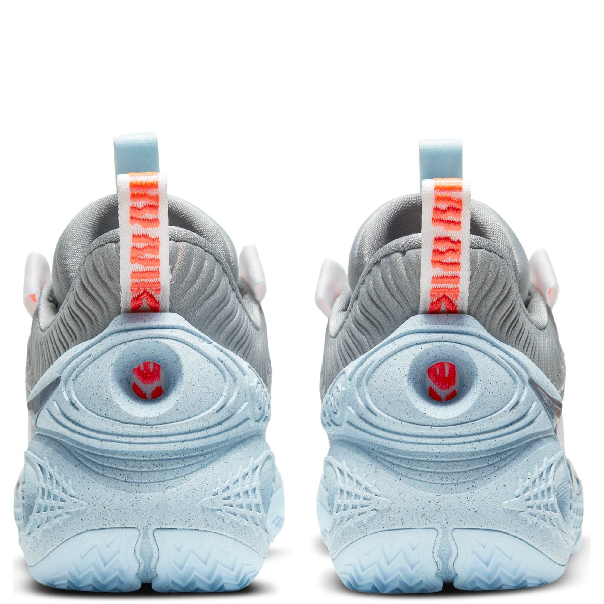 Nike Cosmic Unity Shoes Mens Size 7 Gray Orange Basketball Sneakers‎ DA6725-002 Amazon.com | Nike Men main image 4
