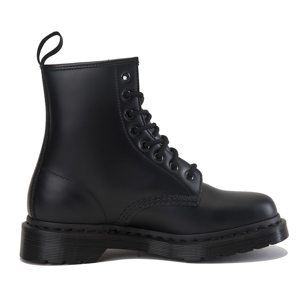 Dr. Martens Unisex: 1460 Mono Black "Smooth" Boots Black