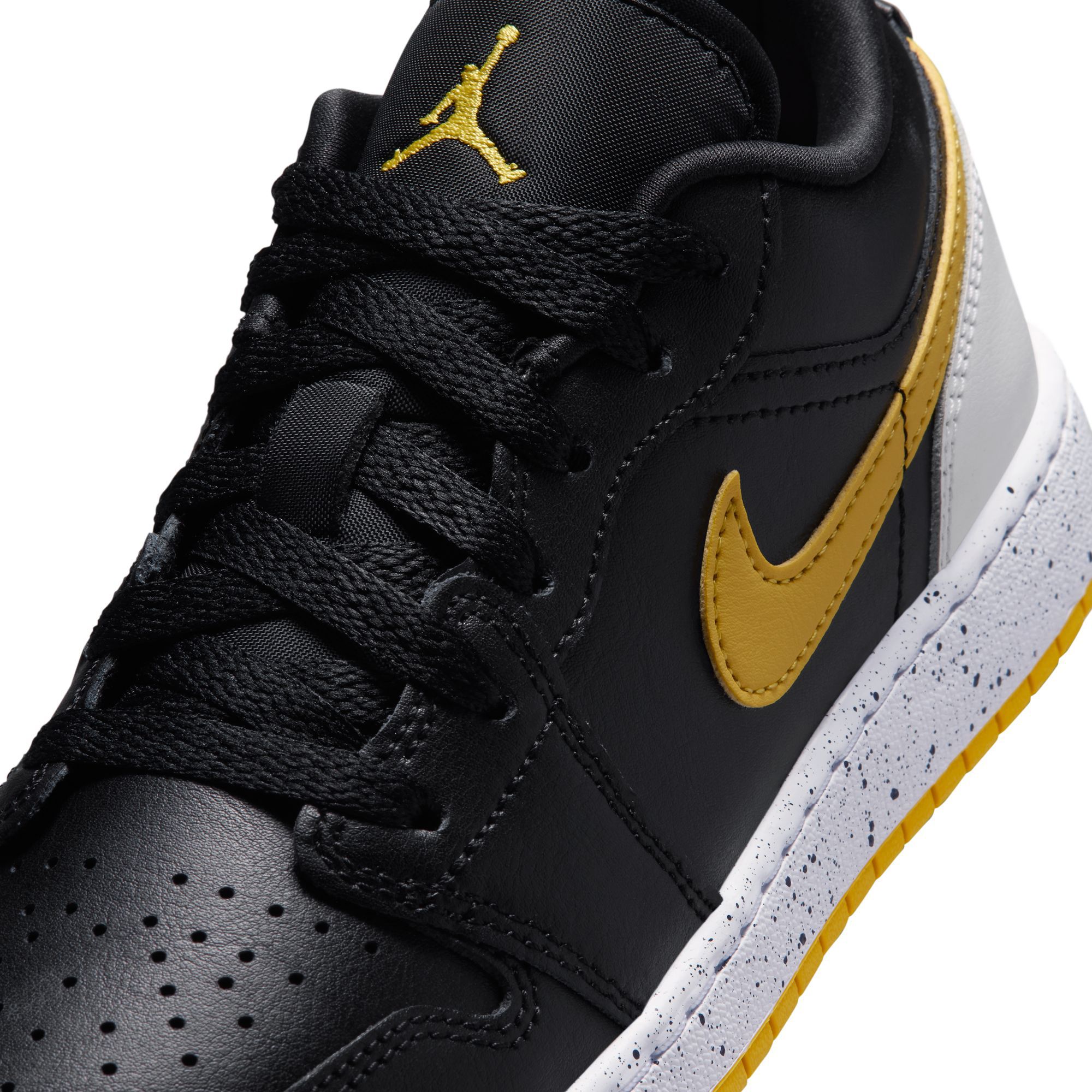 JORDAN 1 Low IX3530 010 - Shiekh