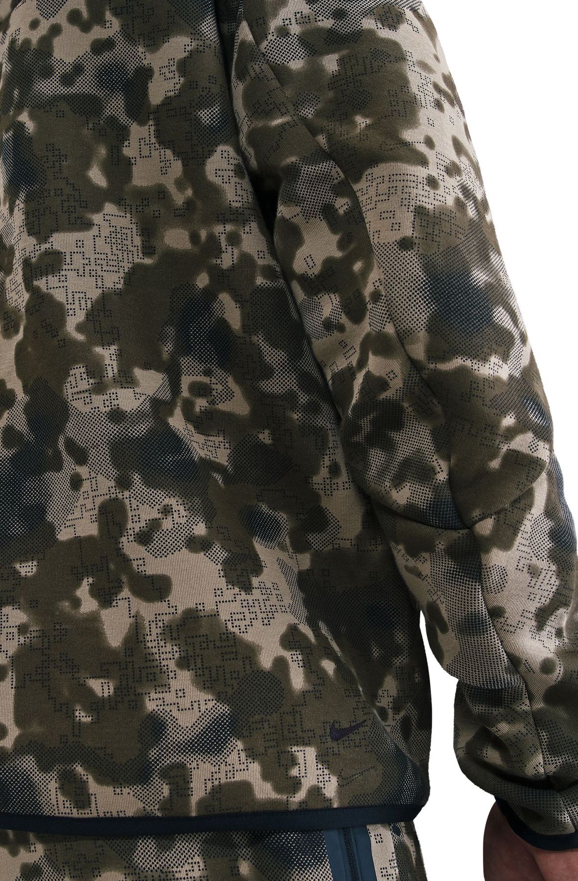 NIKE Tech Full-Zip Fleece Camo Windrunner Jacket HV0955 276 - Shiekh